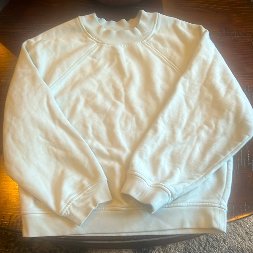 Alo yoga sweater
